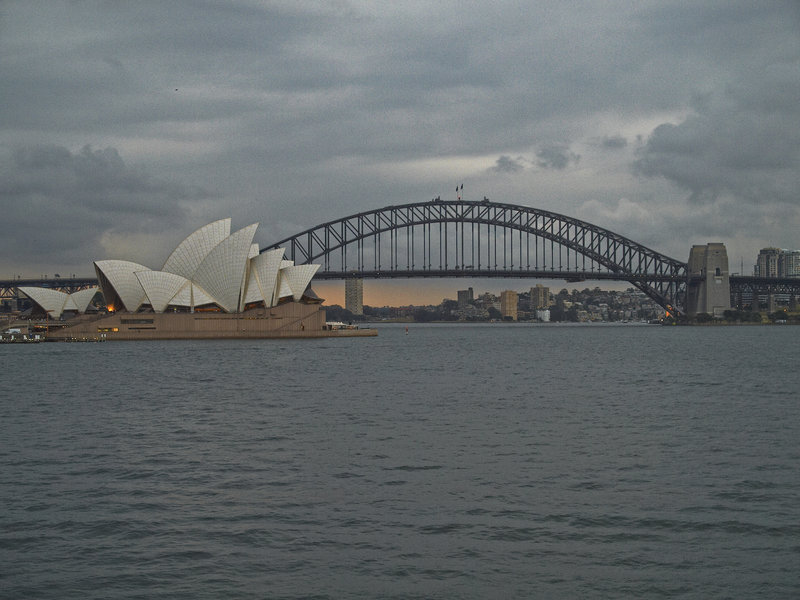 Sydney, Sydney Opera House, Sydney Harbour
        Bridge